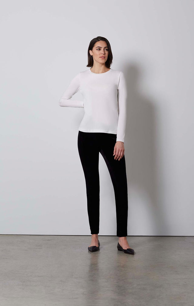 CLEVER-WHT-LONG-SLEEVE JERSEY TOP-2-tp-2305-ON MODEL