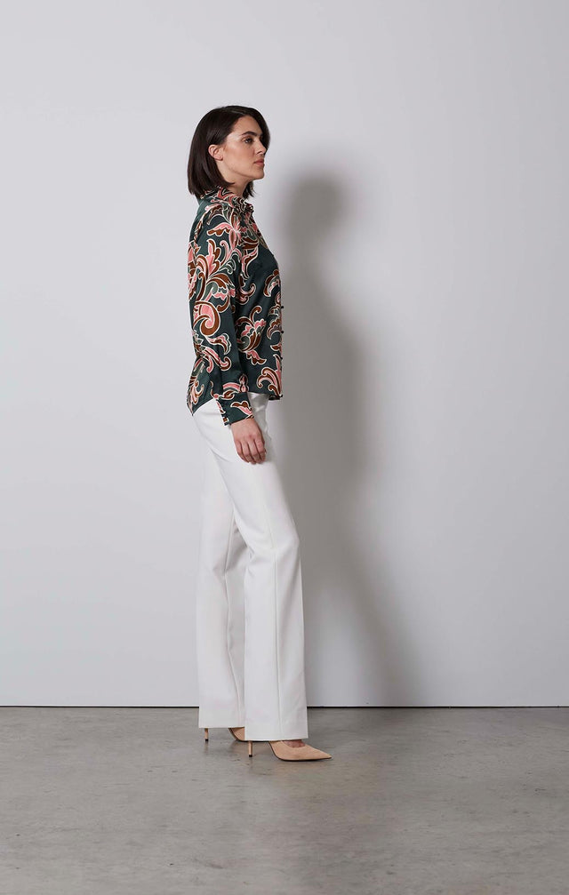 FASCINATION-STRETCH-SILK PAISLEY BLOUSE-2-tp-1831-ON MODEL