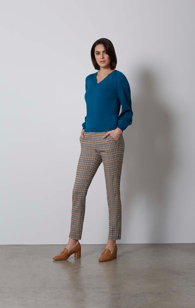 MARIANA-LANTERN-SLEEVE KNIT TOP-2-kn-1862-ON MODEL