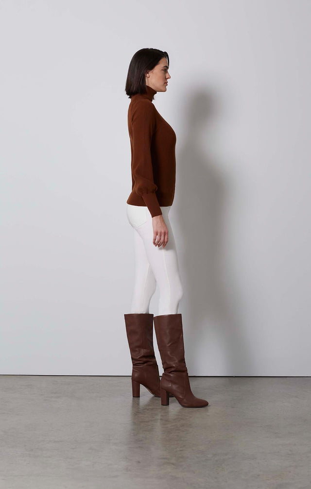 MARQUISE-BRN-BLOUSON KNIT TURTLENECK-4-kn-2244-ON MODEL
