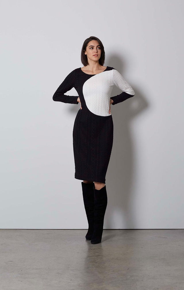 NIGHTHAWK-DRESS IN COLORBLOCK PONTE  -2-dr-2144-ON MODEL