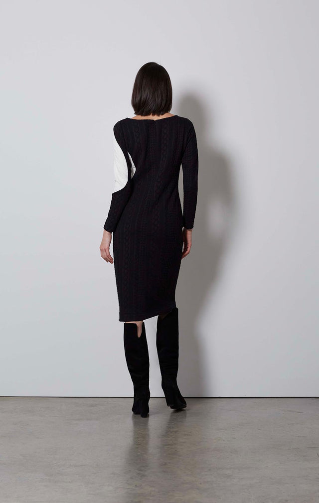 NIGHTHAWK-DRESS IN COLORBLOCK PONTE  -2-dr-2144-ON MODEL