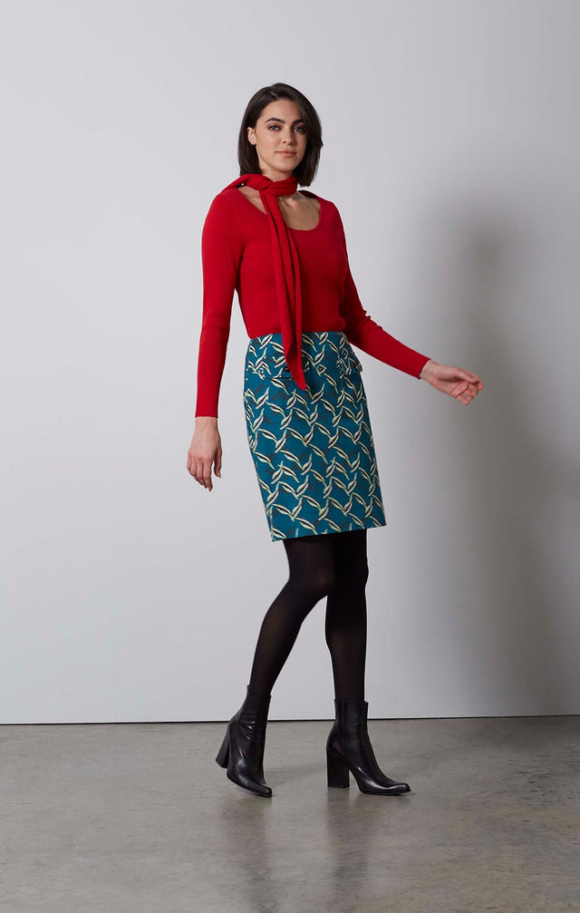 SEA EAGLE-FEATHER-PRINT SKIRT-2-sk-1871-ON MODEL