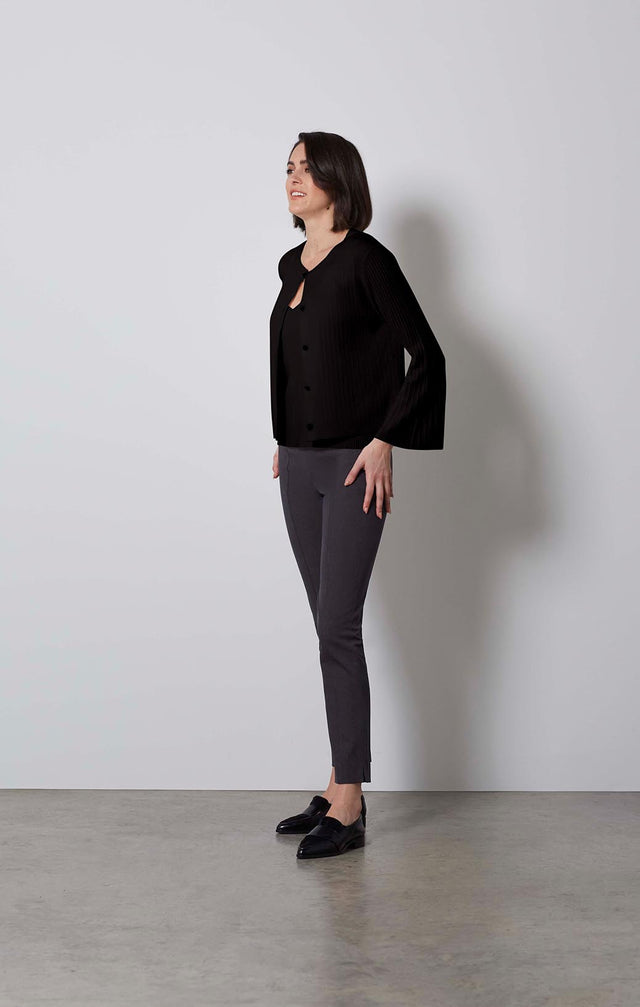 STRIATED-BLACK SILK CARDIGAN SWEATER-2-kn-2172-ON MODEL