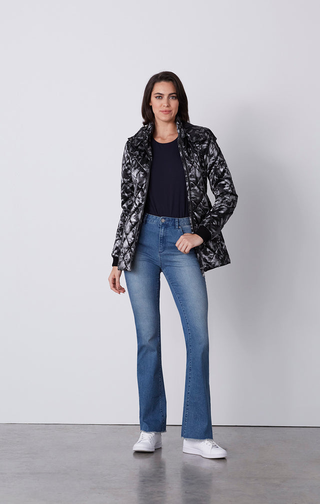 Lake Placid - Printed Diamond-Quilted Taffeta Hoodie With Belt - On Model