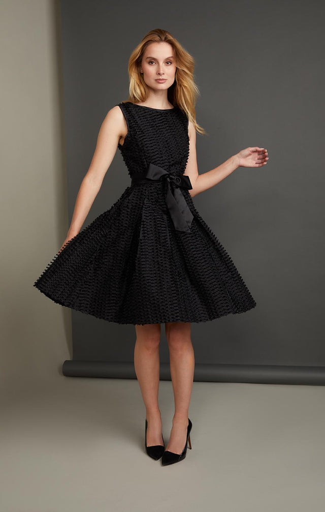 CELEBRITY-FIL COUPÉ JACQUARD DRESS-2-dr-1848-ON MODEL