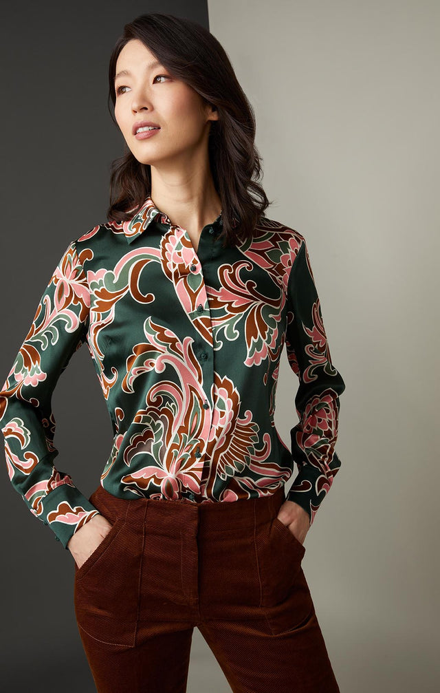 FASCINATION-STRETCH-SILK PAISLEY BLOUSE-2-tp-1831-ON MODEL