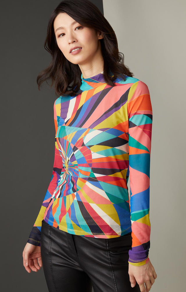 POLYCHROME-GEOMETRIC PRINT TEE-4-tp-2109-ON MODEL