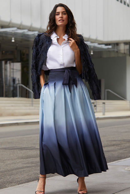 Brochure- Fjord skirt- On model