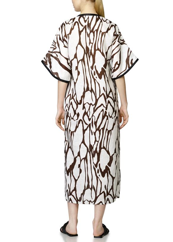 Giraffe - Linen Caftan Dress - On Model