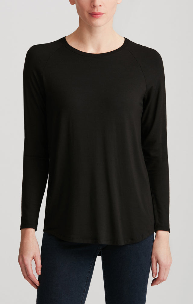 Nero - Modal Baseball Tee - On Model
