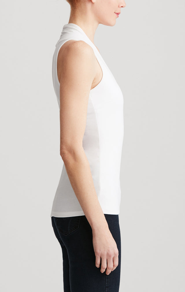 Zoom White - Creped Knit Top - On Model