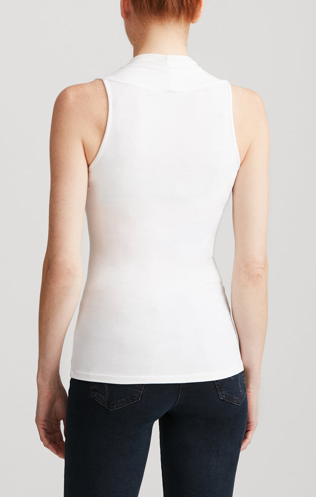 Zoom White - Creped Knit Top - On Model