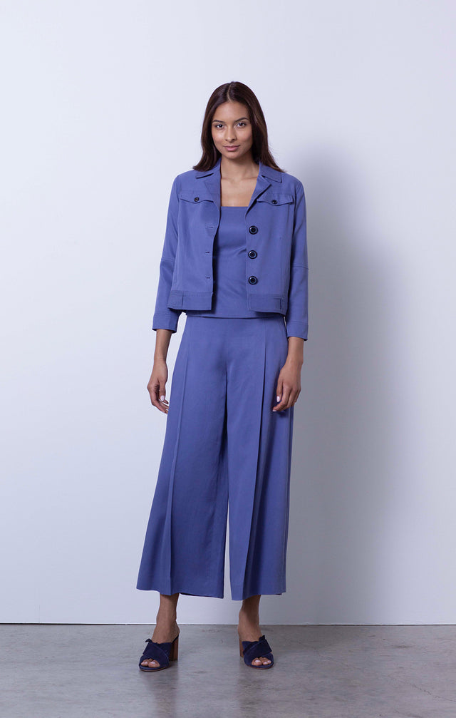 Las Palmas - Boxy Cropped Jacket - On Model