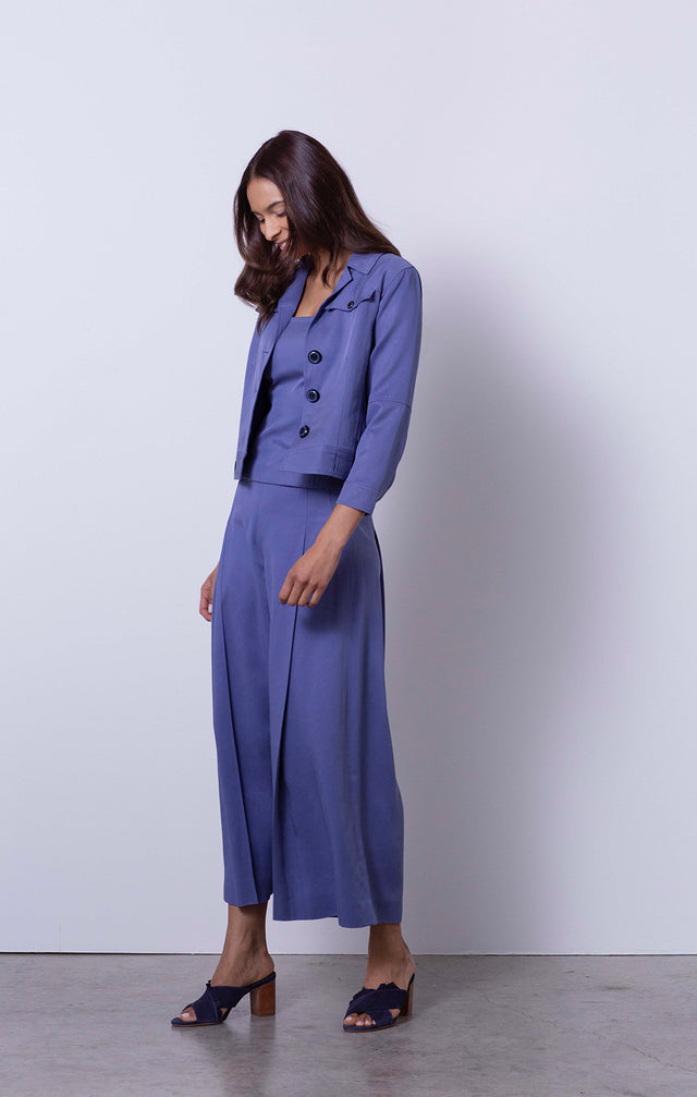 Las Palmas - Boxy Cropped Jacket - On Model