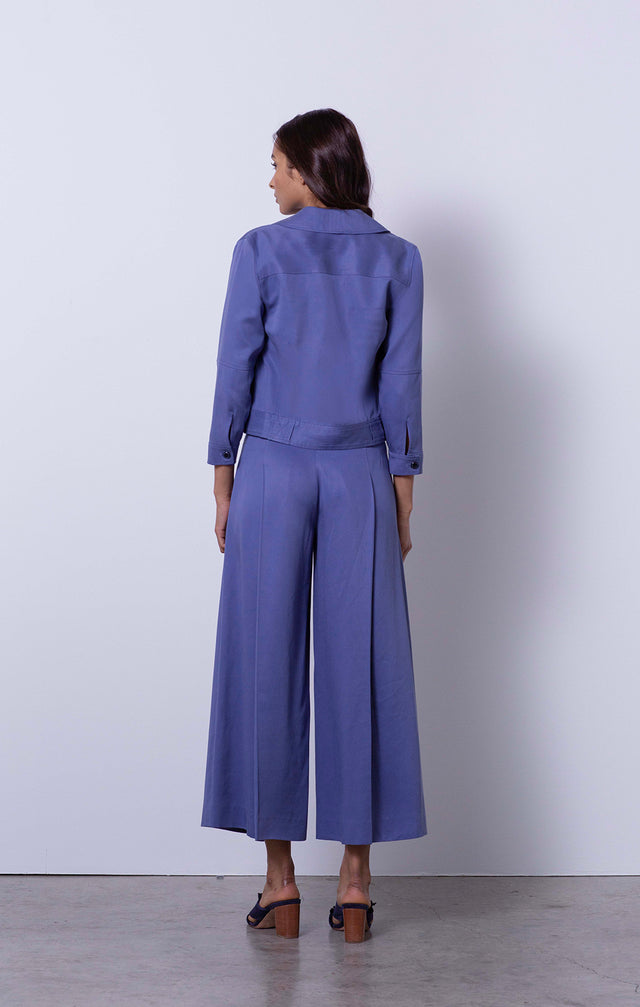 Las Palmas - Boxy Cropped Jacket - On Model