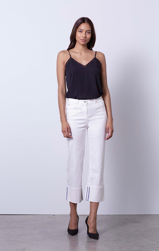 Coachella - Blue-Tipped Boyfriend Jeans - On Model