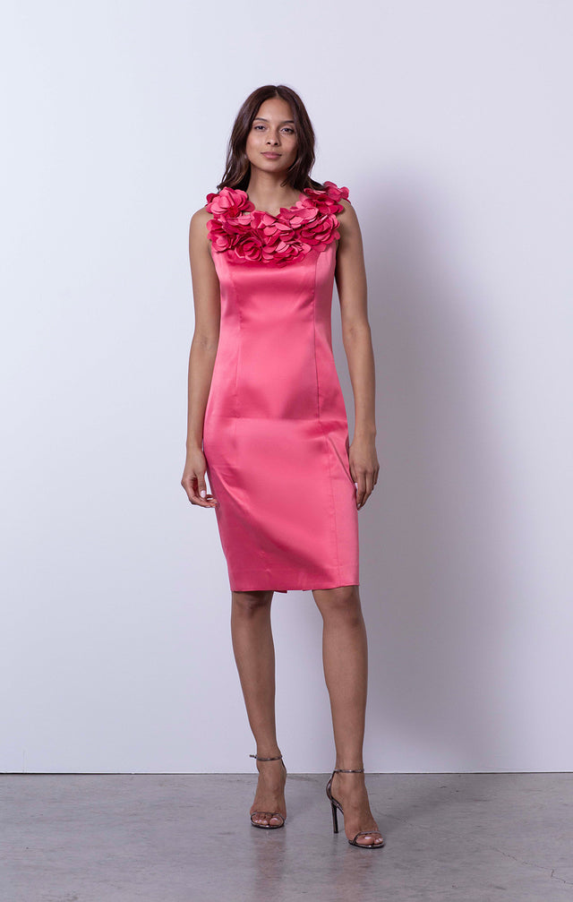 Diana - Dress in Stretch Duchesse Satin - On Model